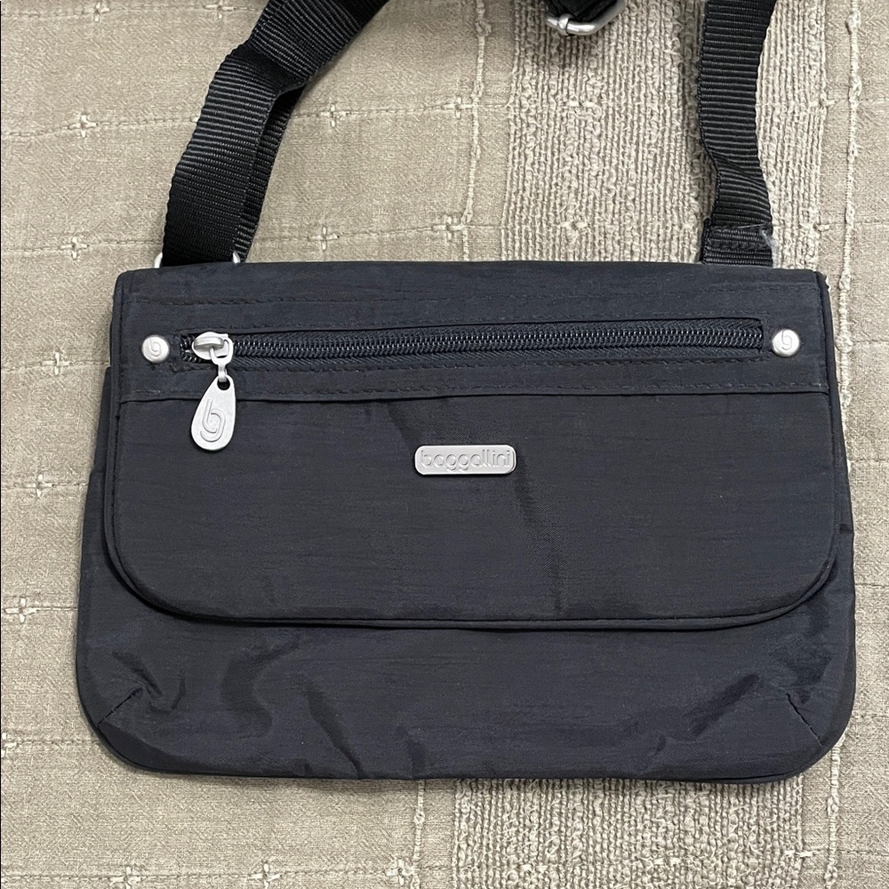 Baggallini Black Bag